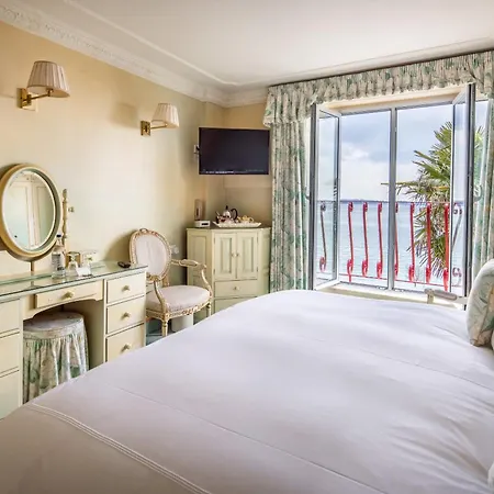 The Panorama 5* St Aubin